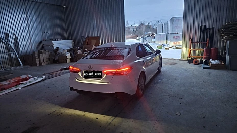 Toyota Camry, 2019г, передний привод, автомат