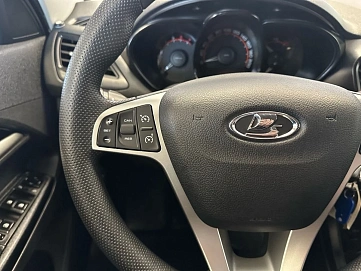 Lada (ВАЗ) Vesta, 2019г, передний привод, механика