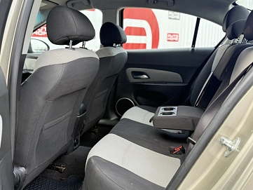 Chevrolet Cruze, 2011г., передний привод, автомат