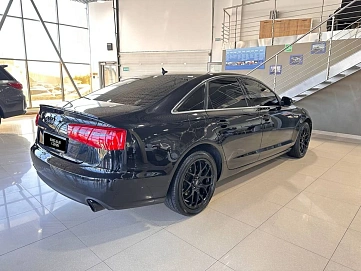 Audi A6, 2014г, передний привод, вариатор