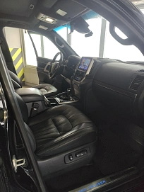 Toyota Land Cruiser, 2019г, полный привод, автомат
