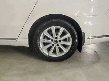Volkswagen Passat, 2012г, передний привод, робот
