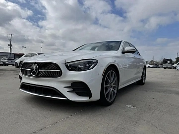 Mercedes-Benz E-Класс, 2022г, задний привод, автомат