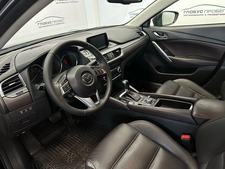 Mazda 6, 2015г., передний привод, автомат