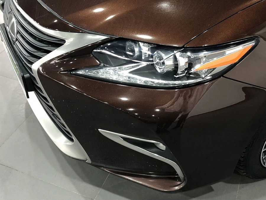 Lexus ES, 2014г., передний привод, автомат