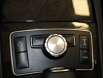 Mercedes-Benz , 2012г., передний привод, автомат