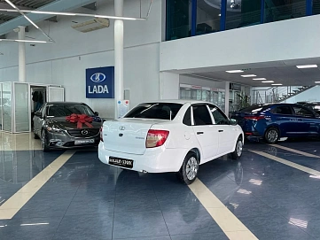 Lada (ВАЗ) Granta, 2012г, передний привод, механика