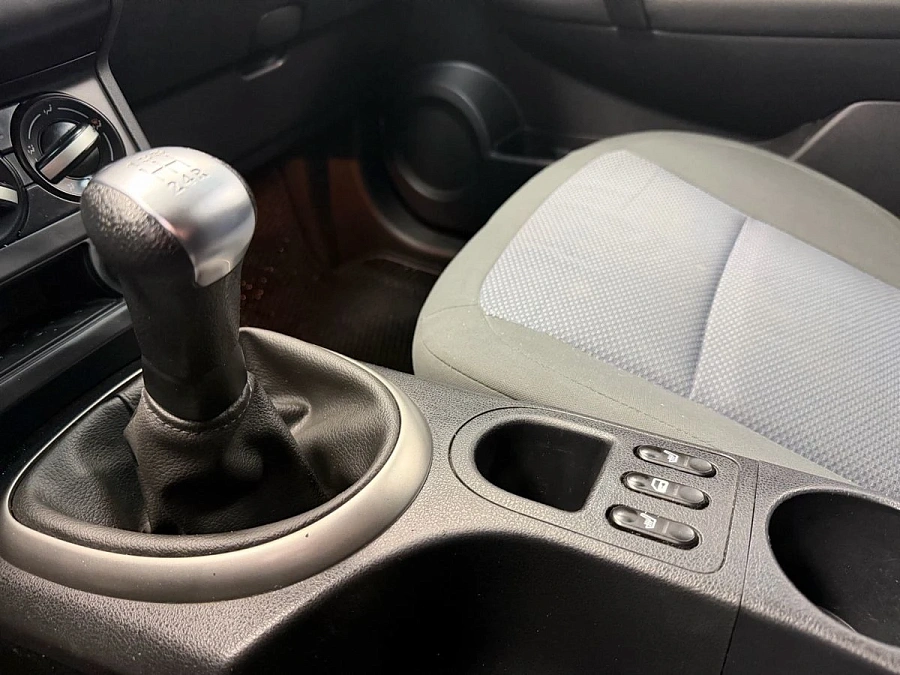 Nissan Qashqai+2, 2012г., передний привод, механика