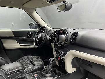 Mini , 2017г., полный привод, автомат