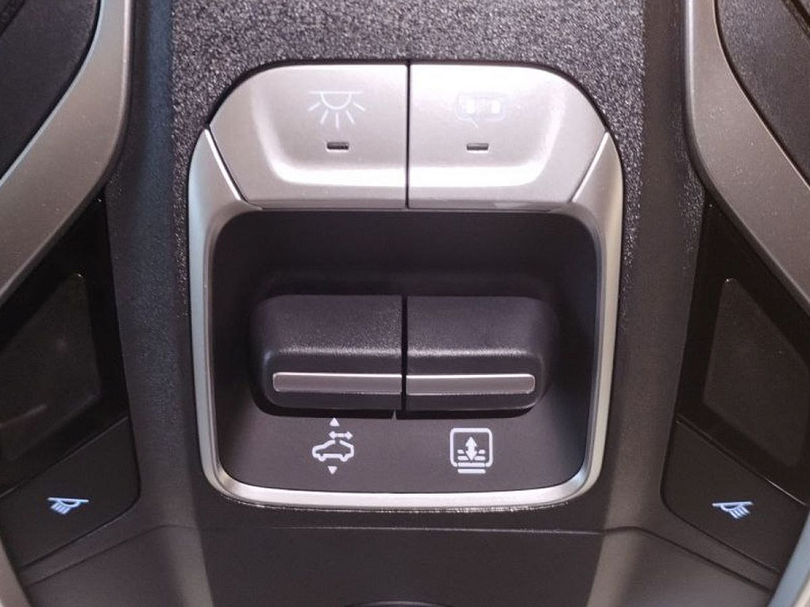 Geely , 2022г., передний привод, автомат