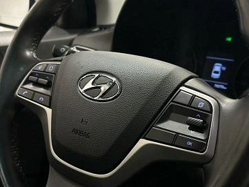 Hyundai Solaris, 2017г, передний привод, автомат