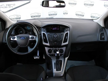 Ford Focus, 2011г, передний привод, робот