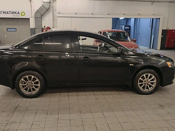 Mitsubishi Lancer, 2011г, передний привод, механика