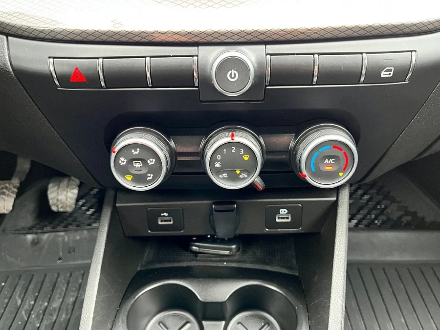 Lada (ВАЗ) Vesta, 2023г., передний привод, механика