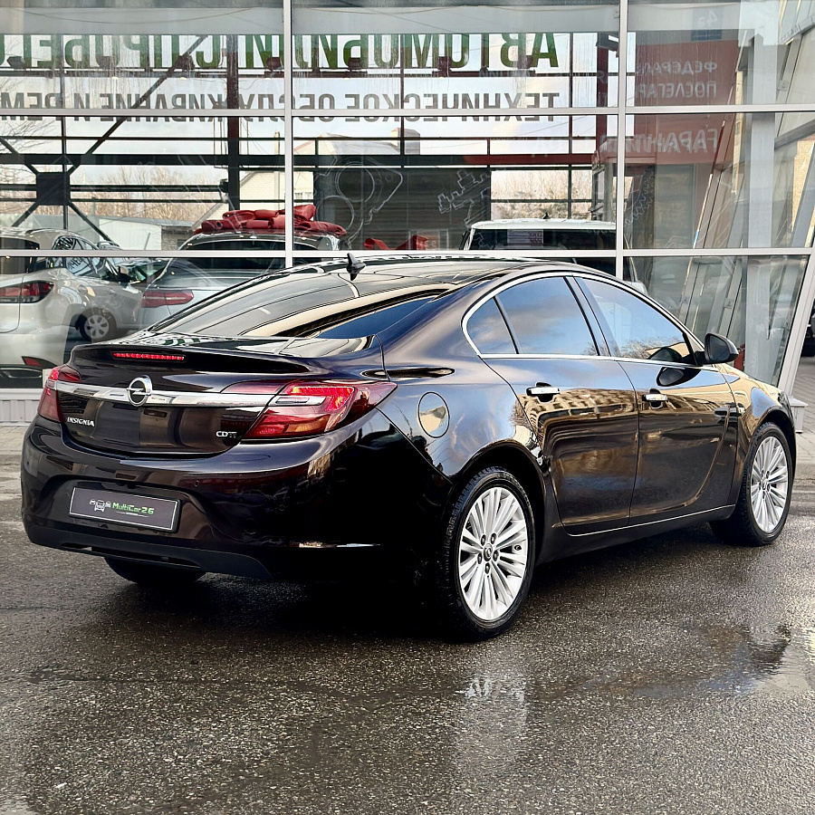 Opel Insignia, 2014г., передний привод, автомат