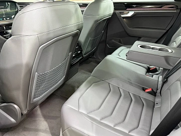 Volkswagen Touareg, 2025г, полный привод, автомат