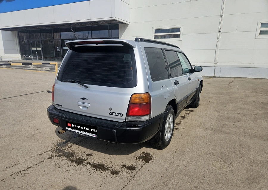 Subaru Forester, 1998г., полный привод, автомат