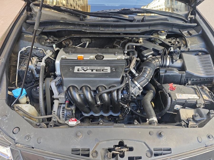 Honda Accord, 2012г., передний привод, автомат