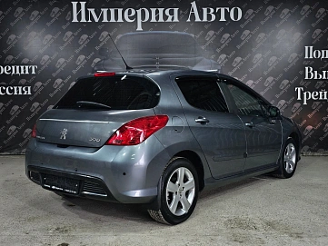 Peugeot 308, 2010г., передний привод, автомат