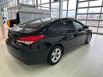 Hyundai i40, 2013г, передний привод, автомат