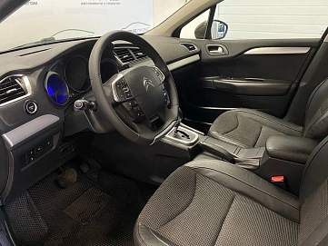 Citroen C4, 2015г, передний привод, автомат
