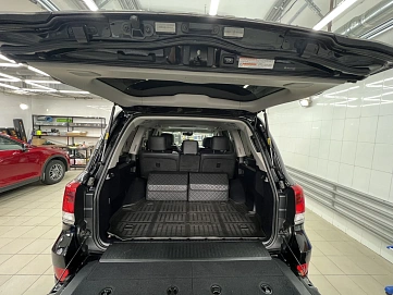 Toyota Land Cruiser, 2015г, полный привод, автомат