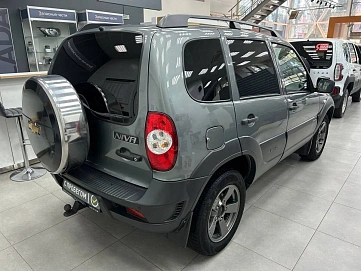 Chevrolet Niva, 2020г, полный привод, механика
