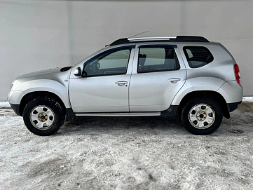 Renault Duster, 2012г, передний привод, механика