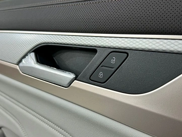 Volkswagen Tavendor, 2025г, полный привод, робот