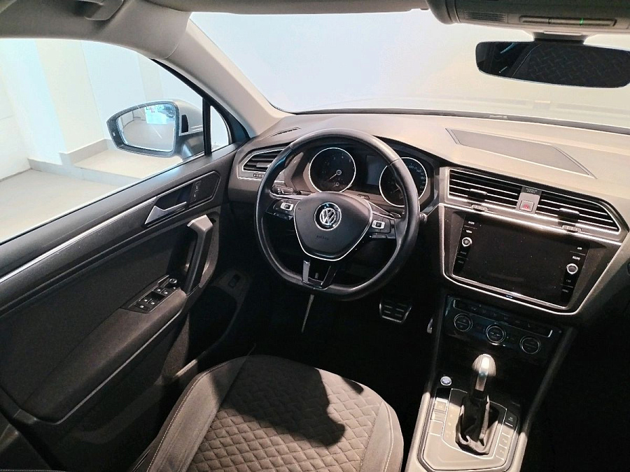 Volkswagen , 2019г., передний привод, автомат