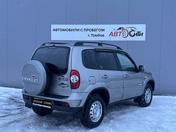 Chevrolet Niva, 2013г, полный привод, механика