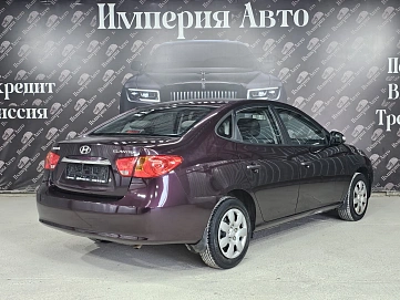Hyundai Elantra, 2010г, передний привод, автомат