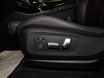 BMW X5, 2019г, полный привод, автомат