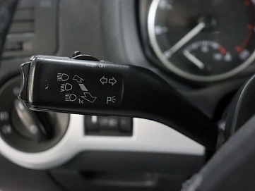 Skoda Octavia, 2011г, передний привод, механика