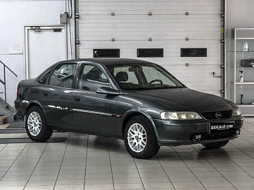 Opel Vectra, 1998г, передний привод, механика