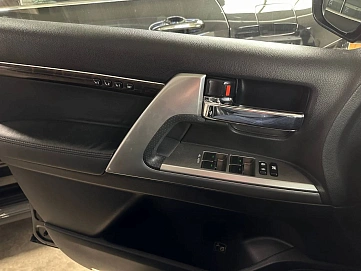 Toyota Land Cruiser, 2013г, полный привод, автомат