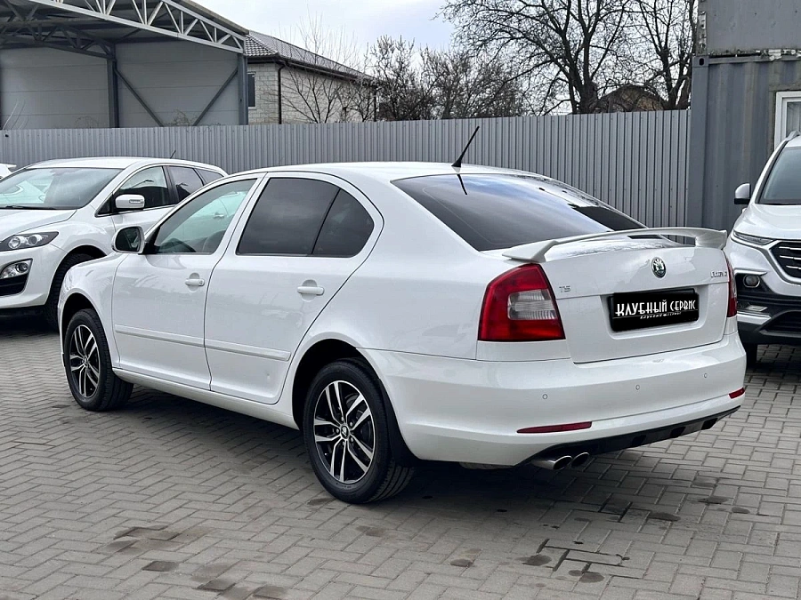 Skoda Octavia, 2013г., передний привод, робот