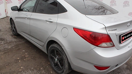 Hyundai Solaris, 2013г., передний привод, механика