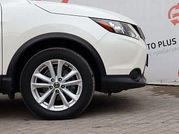 Nissan Rogue Sport, 2018г, передний привод, вариатор