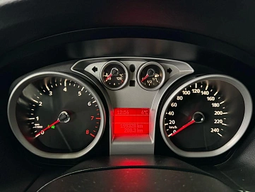 Ford Focus, 2010г, передний привод, автомат