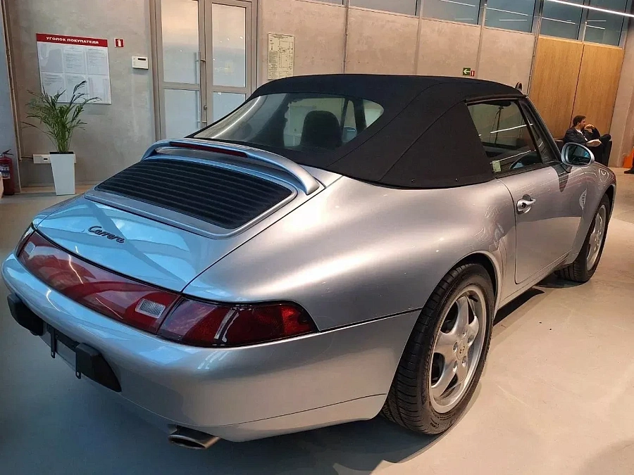 Porsche 911, 1995г., задний привод, автомат