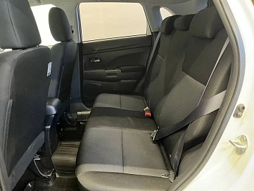 Mitsubishi ASX, 2012г, передний привод, вариатор