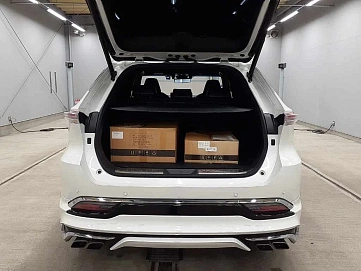 Toyota Harrier, 2022г, полный привод, вариатор