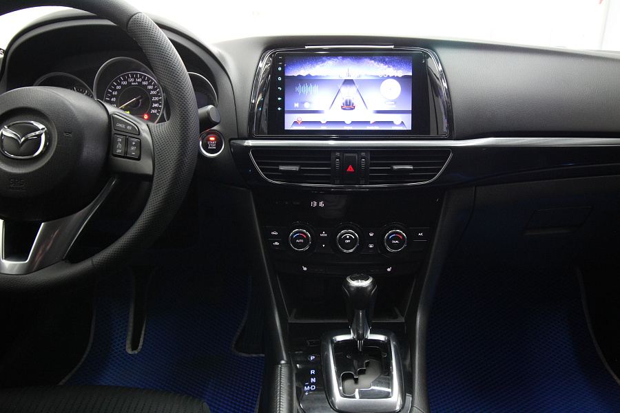 Mazda 6, 2014г., передний привод, автомат