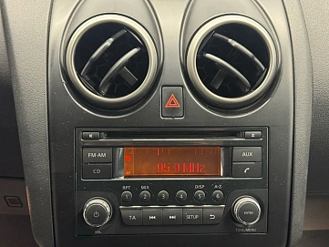 Nissan Qashqai, 2010г, передний привод, механика