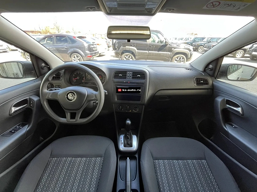 Volkswagen Polo, 2017г., передний привод, автомат