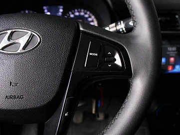 Hyundai Solaris, 2013г., передний привод, механика