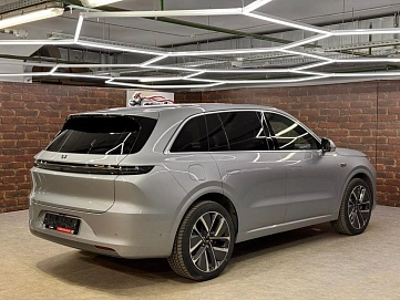 LI_AUTO , 2024г., полный привод, автомат