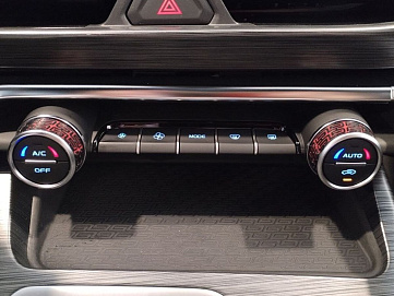 Geely , 2022г., передний привод, автомат