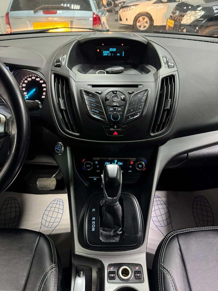 Ford Kuga, 2013г., полный привод, автомат